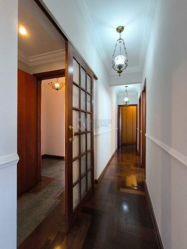 Apartamento à venda no bairro Centro: