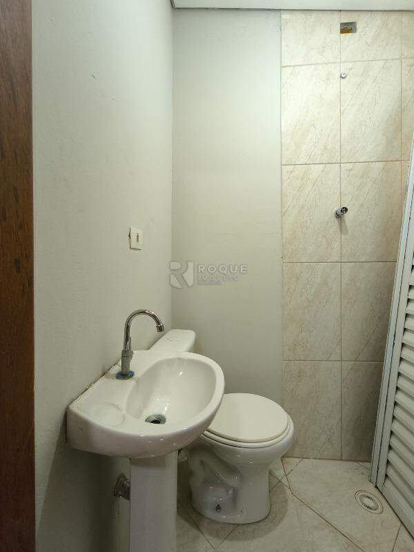 Casa Residencial à venda no bairro Jardim São Paulo: BANHEIRO SOCIAL EDÍCULA