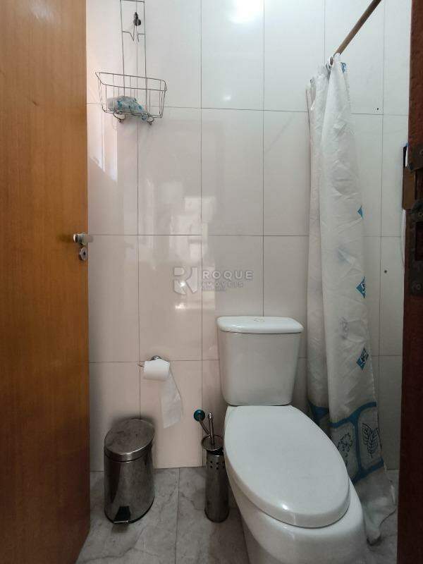 Casa Residencial à venda no bairro Jardim São Paulo: BANHEIRO SOCIAL 1