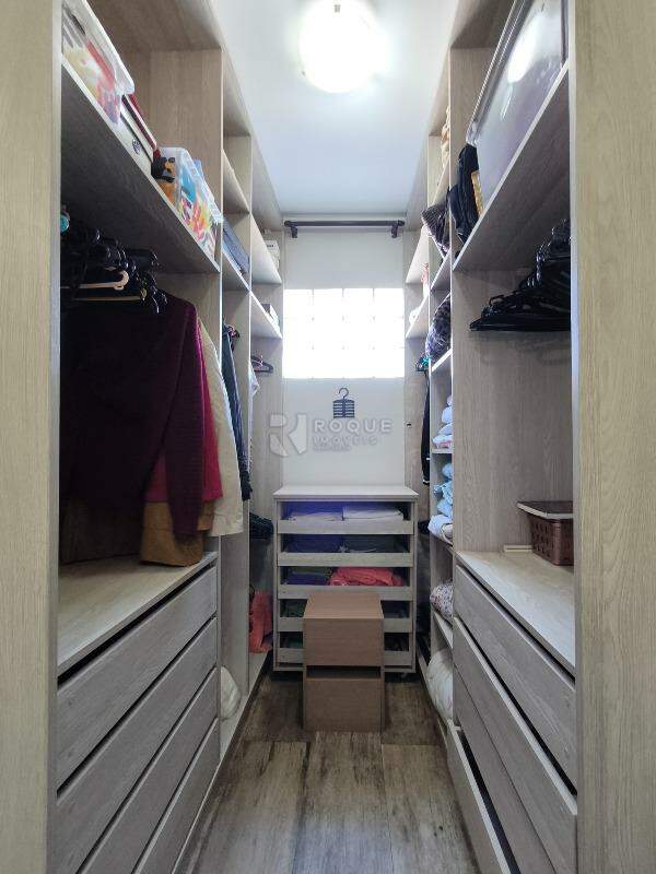 Casa Residencial à venda no bairro Jardim São Paulo: CLOSET
