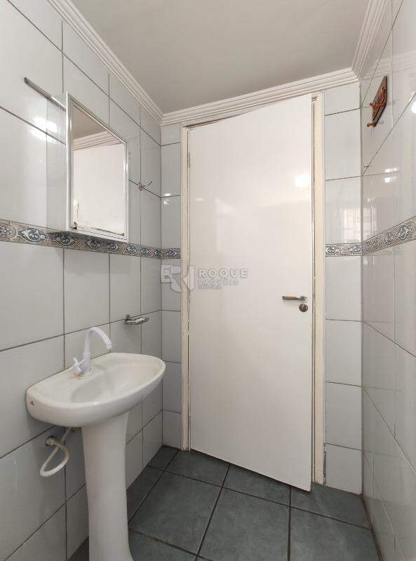 Apartamento para aluguel no bairro Itaipu: WC social 