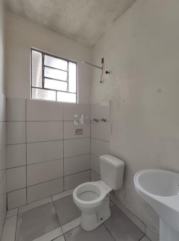 Casa Residencial à venda no bairro Jardim Nova Itália: WC 
