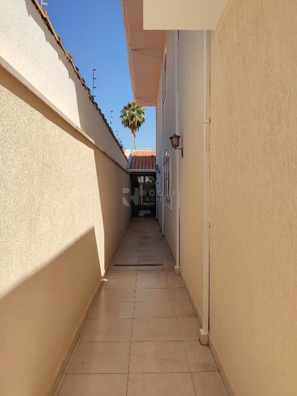 Casa Comercial para aluguel no bairro Vila São Geraldo: Corredor 1