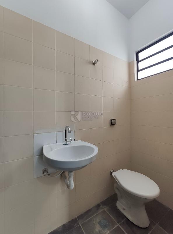 Salão para aluguel no bairro Jardim Glória: WC social 