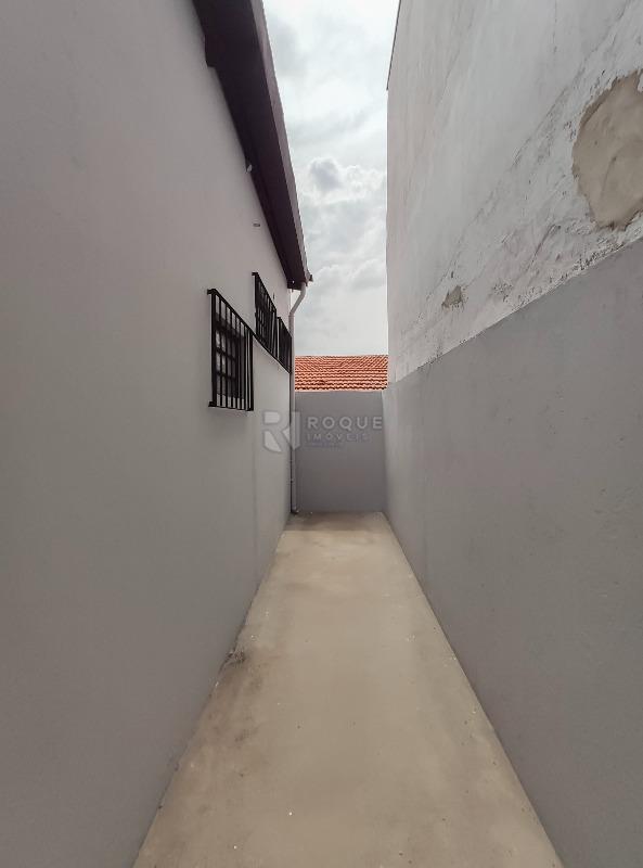 Salão para aluguel no bairro Jardim Glória: Corredor