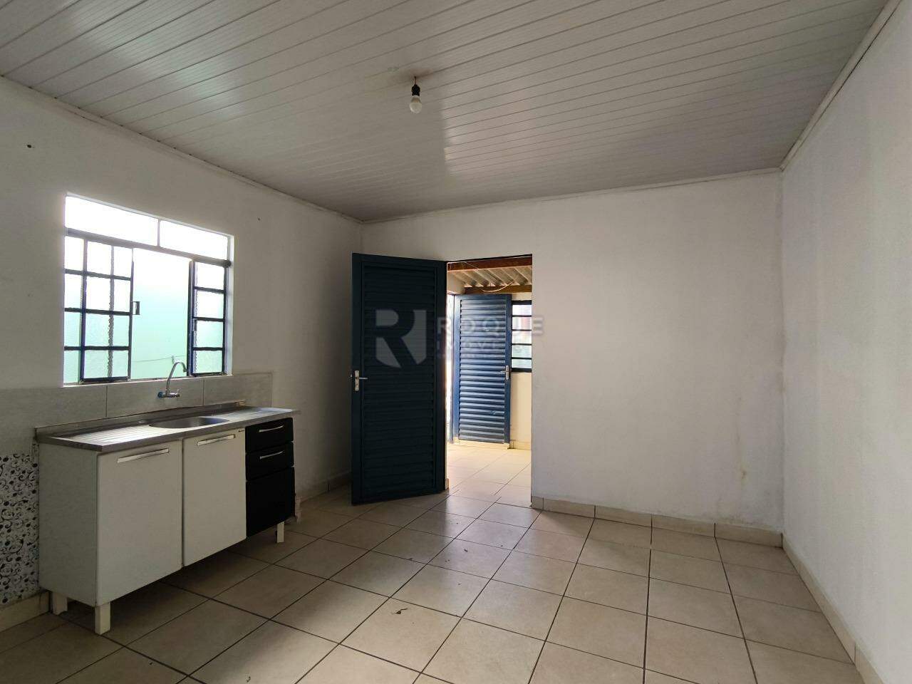 Casa Residencial à venda no bairro Vila Santa Lucia: COZINHA