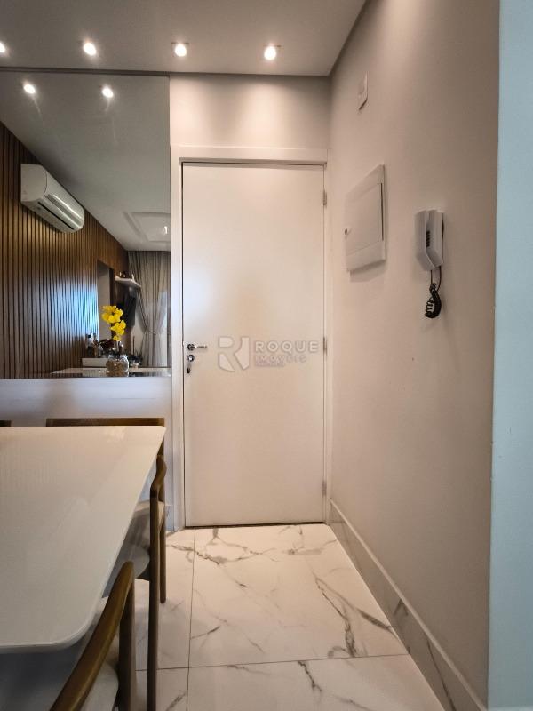 Apartamento à venda no bairro Vila Teixeira Marques: HALL DE ENTRADA