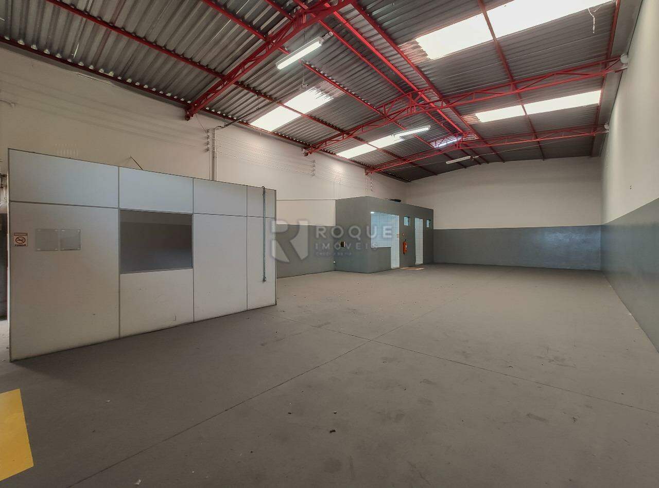 Barracão/Galpão para aluguel no bairro Itaipu: Galpão