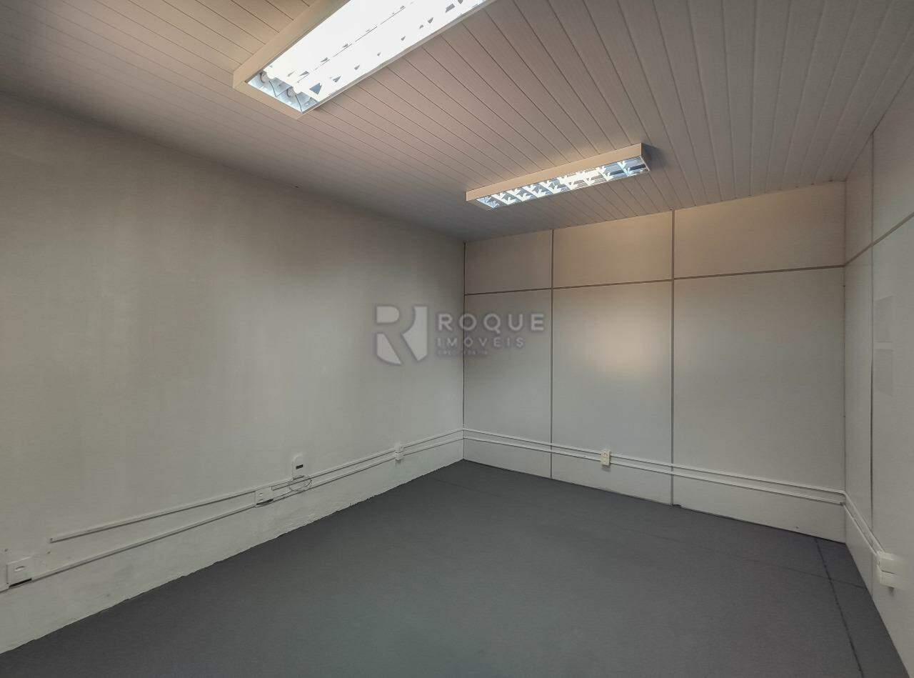 Barracão/Galpão para aluguel no bairro Itaipu: Sala 