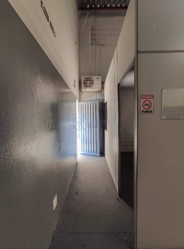 Barracão/Galpão para aluguel no bairro Itaipu: Galpão