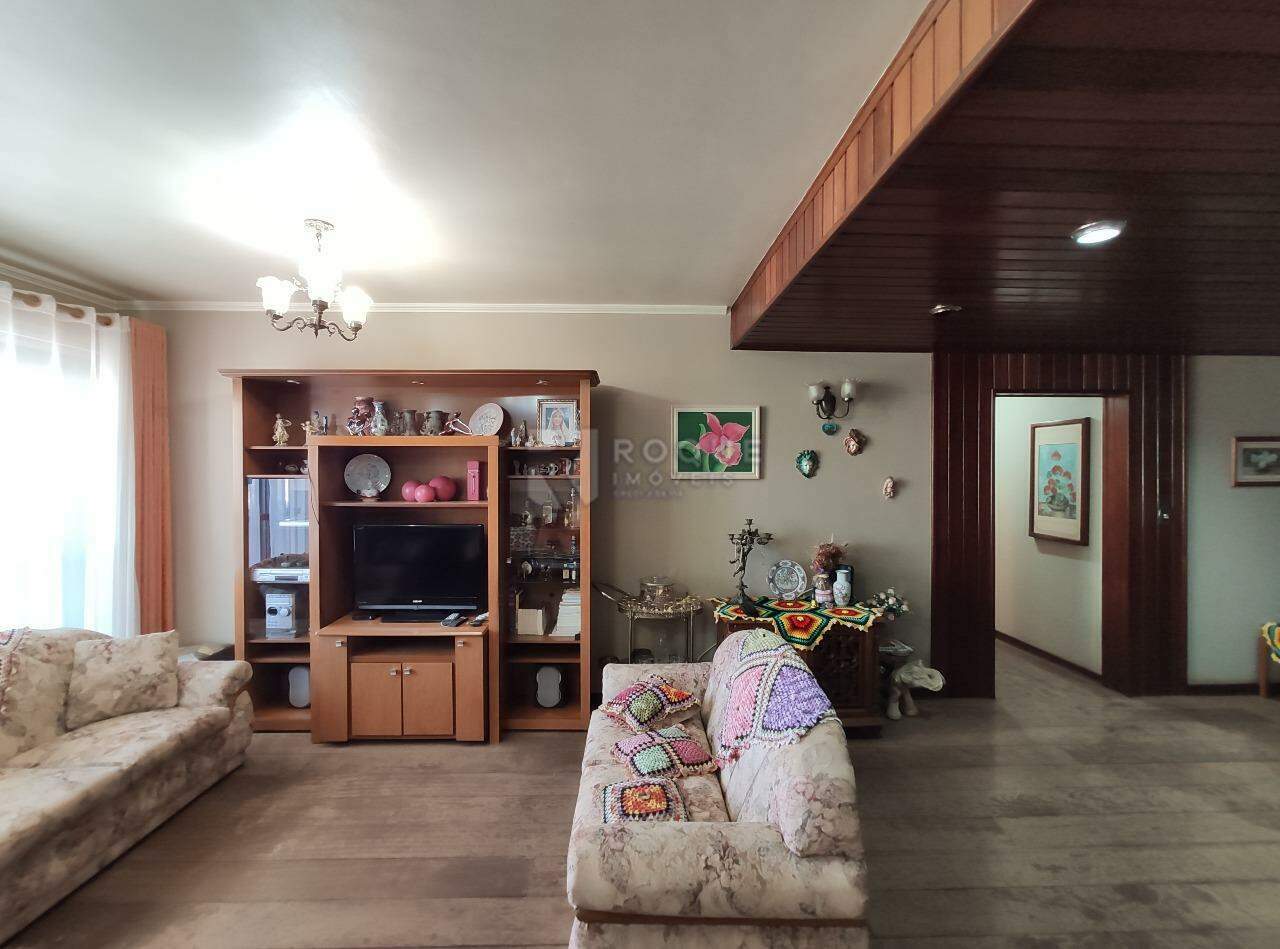 Apartamento para aluguel no bairro Centro: Sala 