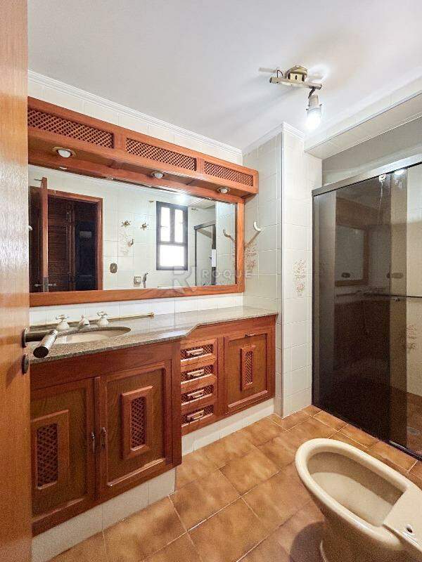 Apartamento para aluguel no bairro Centro: WC suíte