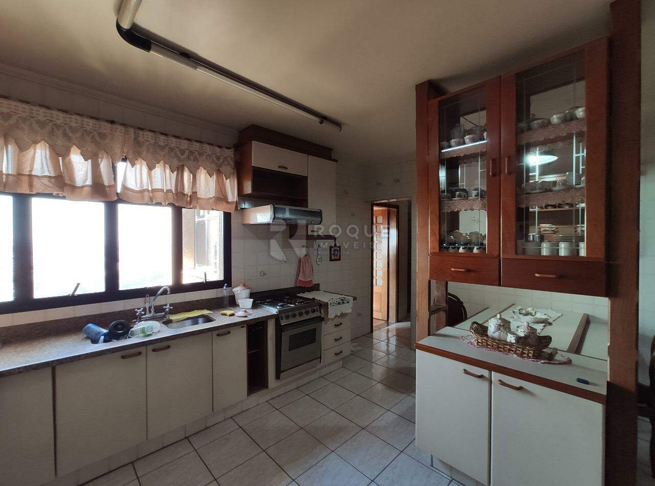 Apartamento para aluguel no bairro Centro: Cozinha 
