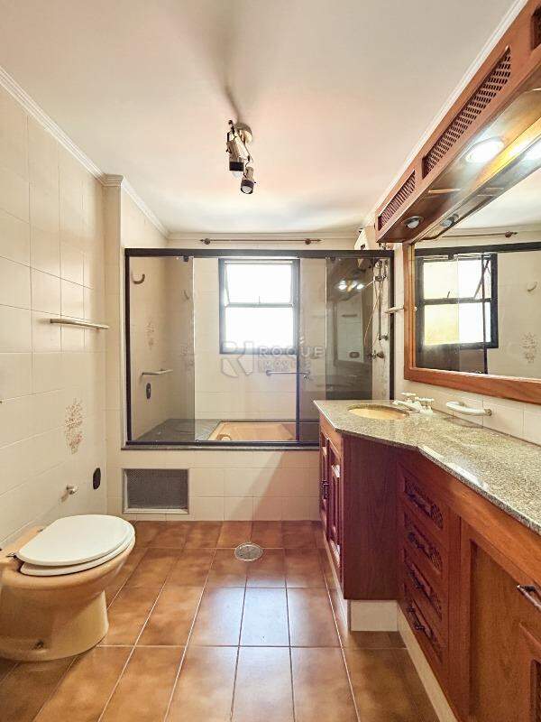 Apartamento para aluguel no bairro Centro: WC suíte 