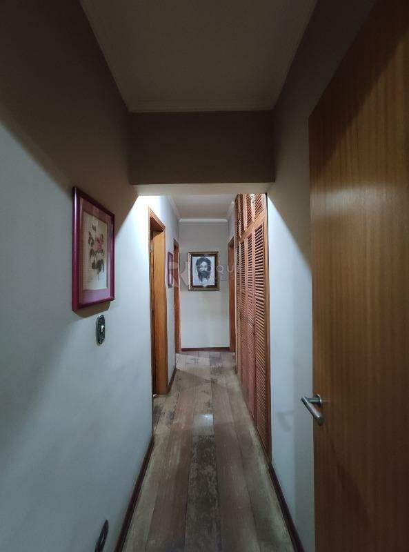 Apartamento para aluguel no bairro Centro: Hall 