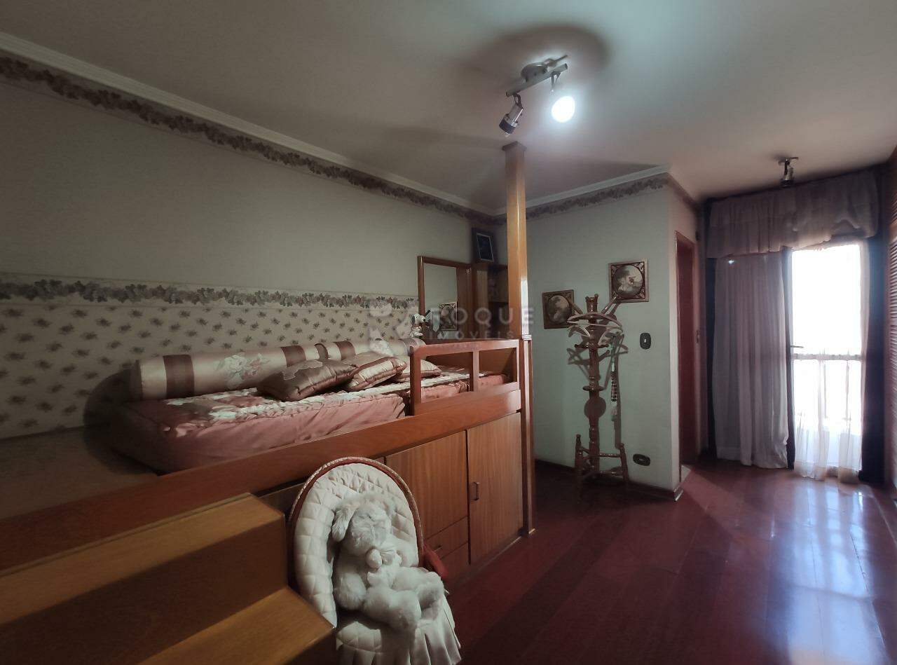 Apartamento para aluguel no bairro Centro: Dormitório 2 suíte 