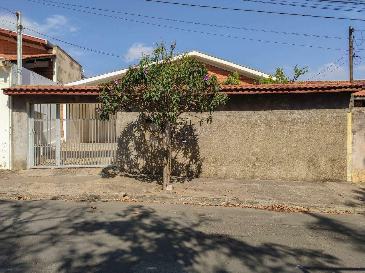 Casa Residencial para aluguel no bairro Parque Hippolyto: Fachada