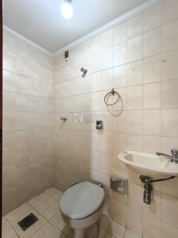 Apartamento para aluguel no bairro Centro: WC ÁREA DE SERVIÇO