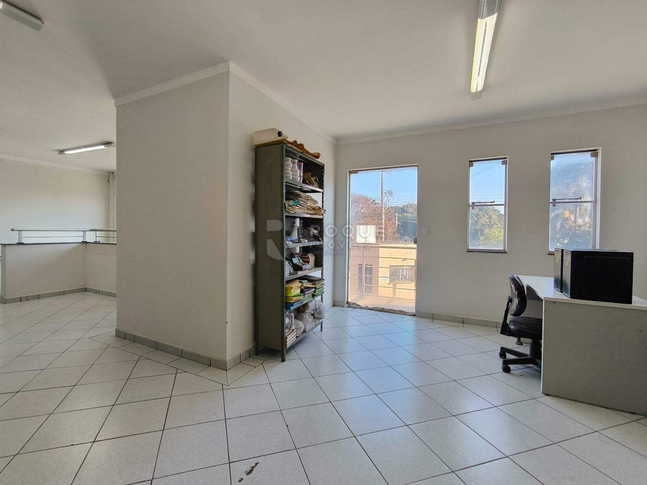 Barracão/Galpão para aluguel no bairro Jardim Nossa Senhora de Fátima: ESCRITÓRIO 1