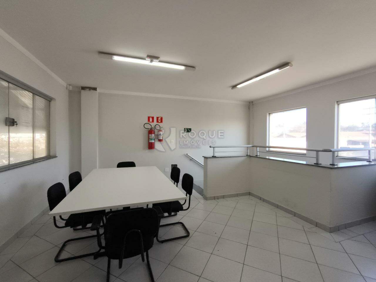 Barracão/Galpão para aluguel no bairro Jardim Nossa Senhora de Fátima: ESCRITÓRIO 1