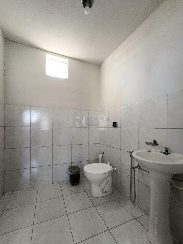 Barracão/Galpão para aluguel no bairro Jardim Nossa Senhora de Fátima: WC 1 ESCRITÓRIO 2