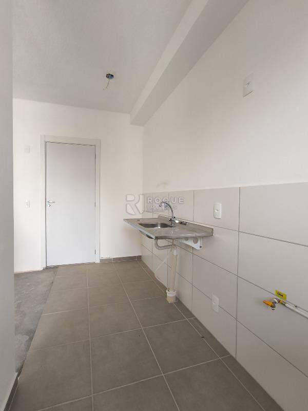 Apartamento à venda no bairro Jardim Esteves: COZINHA