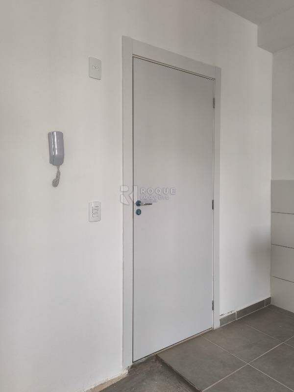 Apartamento à venda no bairro Jardim Esteves: ENTRADA