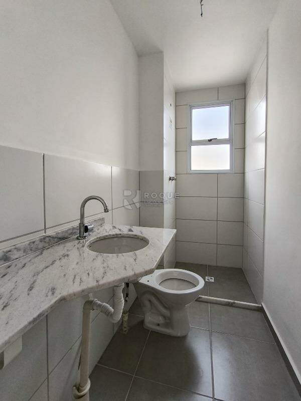 Apartamento à venda no bairro Jardim Esteves: WC SUÍTE