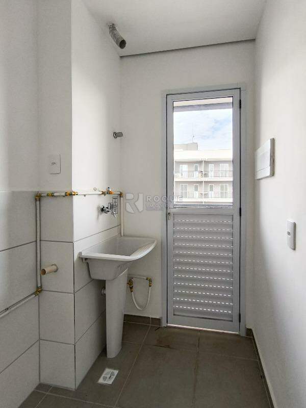 Apartamento à venda no bairro Jardim Esteves: LAVANDERIA