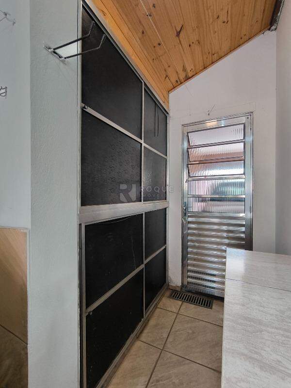 Casa Residencial à venda no bairro Jardim Residencial Santa Amália: ARMÁRIO