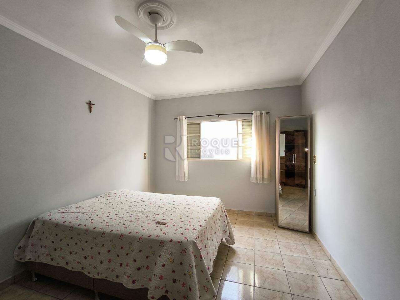 Casa Residencial à venda no bairro Jardim Residencial Santa Amália: DORMITÓRIO 1