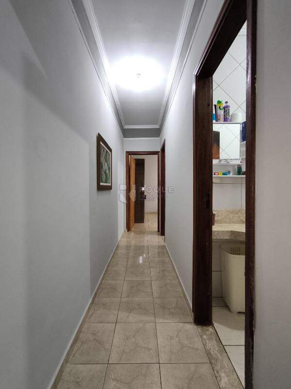 Casa Residencial à venda no bairro Jardim Residencial Santa Amália: CORREDOR INTERNO