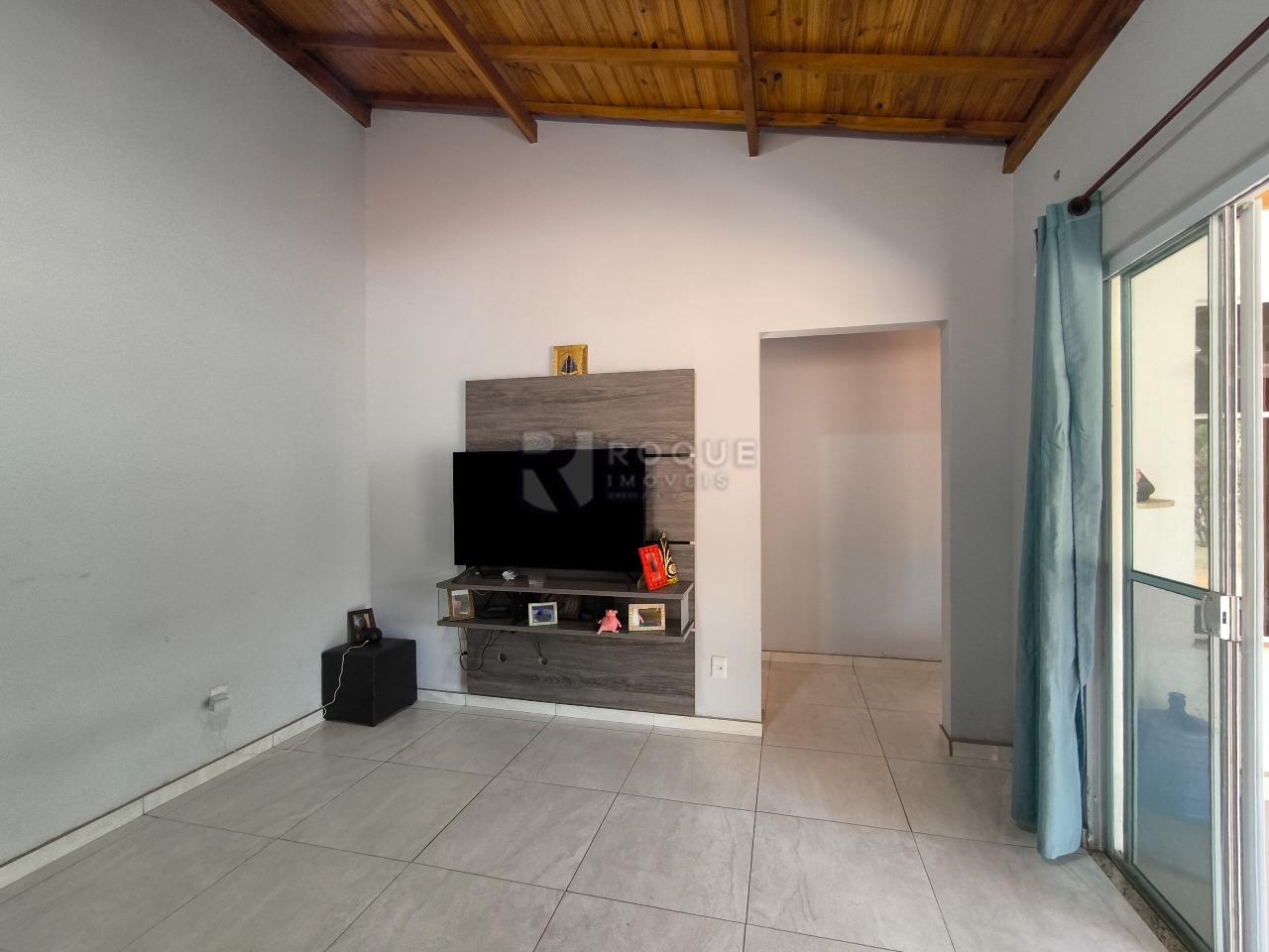 Chácara à venda no bairro Área Rural de Limeira: SALA DE ESTAR