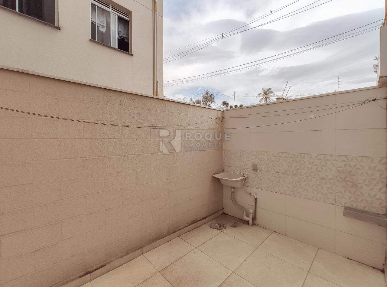 Apartamento para aluguel no bairro Jardim Colina Verde: Área de serviço / externa