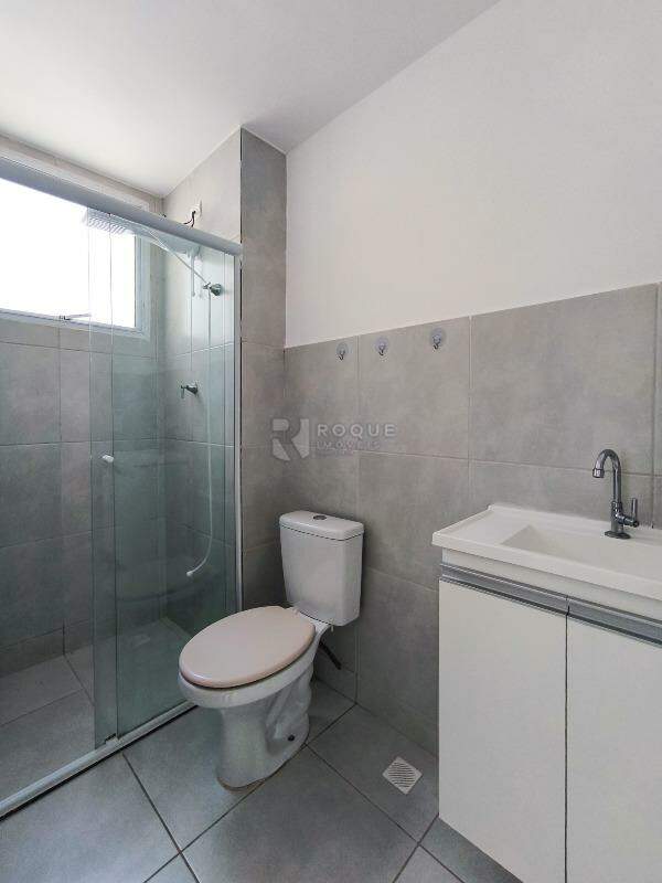 Apartamento à venda no bairro Parque Hippolyto: BANHEIRO SOCIAL