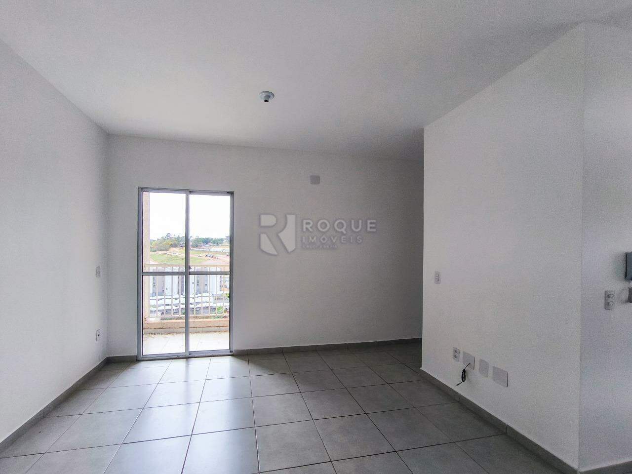Apartamento à venda no bairro Parque Hippolyto: SALA DE ESTAR
