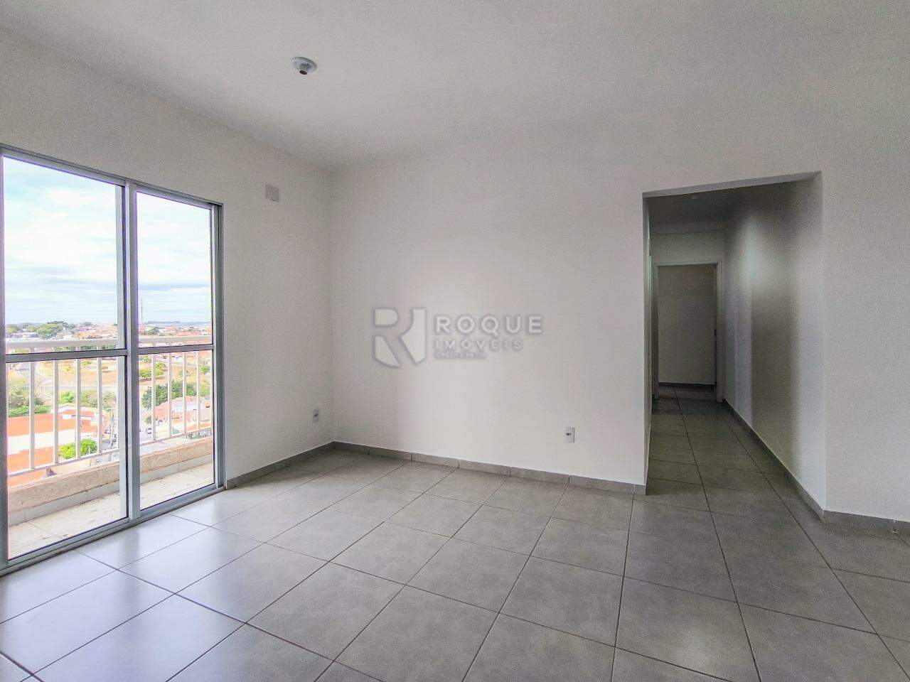 Apartamento à venda no bairro Parque Hippolyto: SALA DE ESTAR