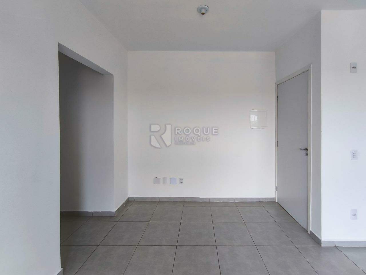 Apartamento à venda no bairro Parque Hippolyto: SALA DE ESTAR