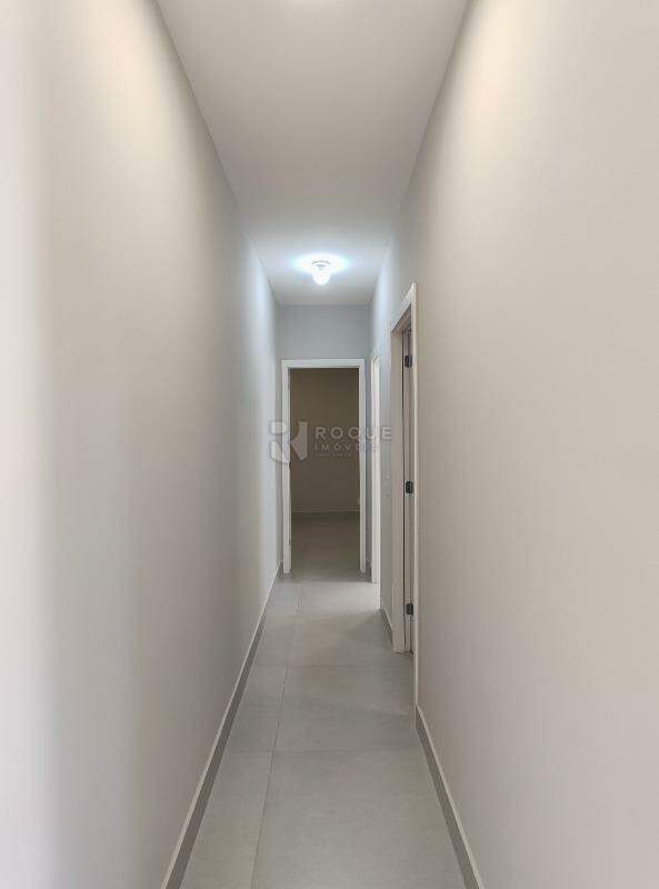 Apartamento para aluguel no bairro Jardim Santa Adélia: Hall 