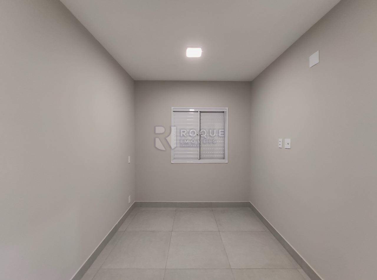 Apartamento para aluguel no bairro Jardim Santa Adélia: Dormitório 1