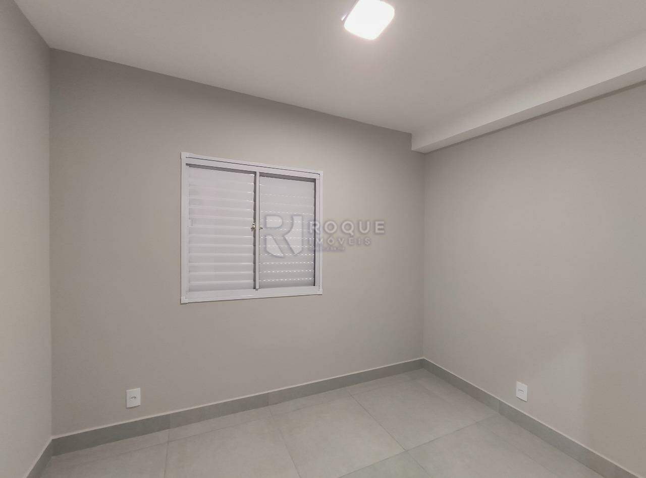 Apartamento para aluguel no bairro Jardim Santa Adélia: Dormitório 2