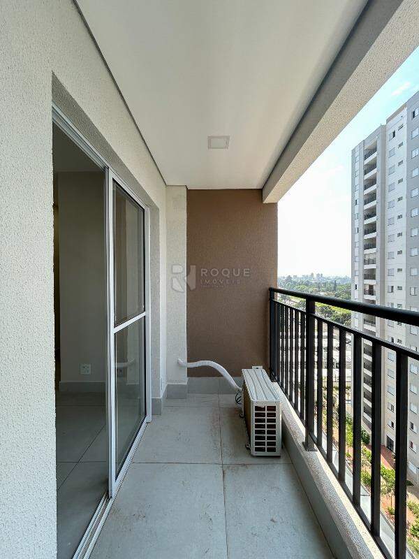 Apartamento para aluguel no bairro Jardim Santa Adélia: Sacada