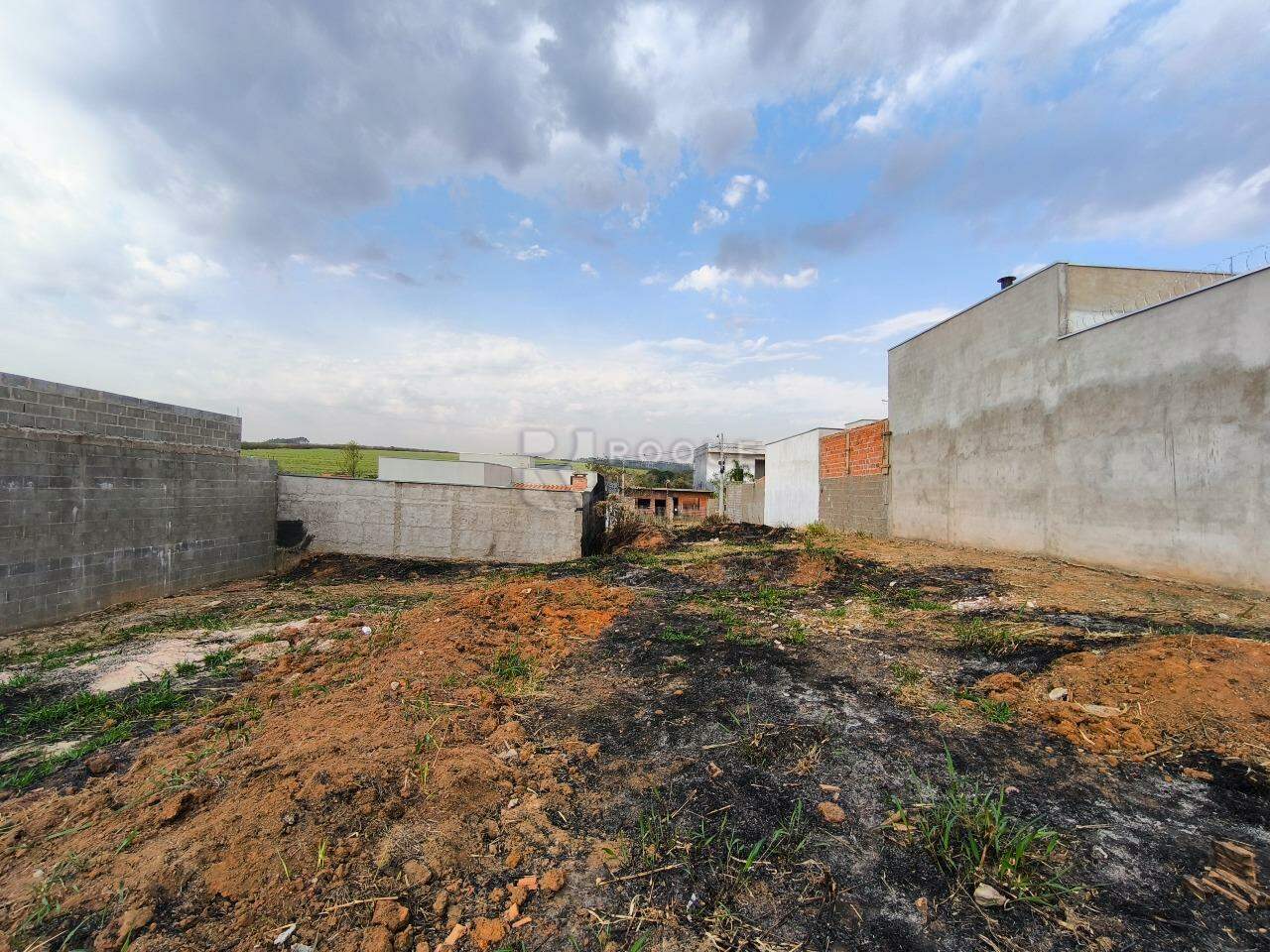 Terreno à venda no bairro Jardim Marajoara: 