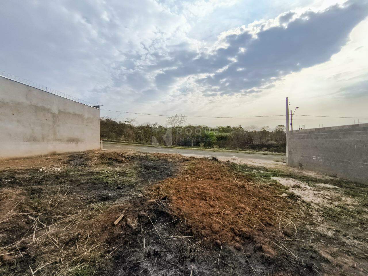 Terreno à venda no bairro Jardim Marajoara: 