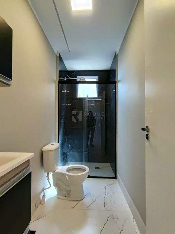 Apartamento para aluguel no bairro Vale das Esmeraldas: Wc social 