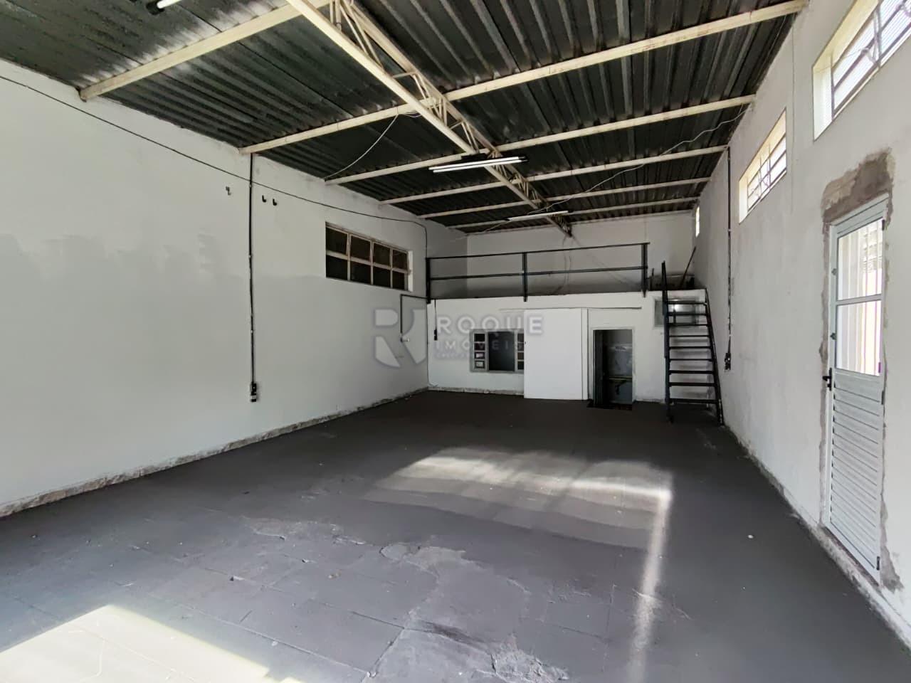 Salão para aluguel no bairro Vila Queiroz: Salão