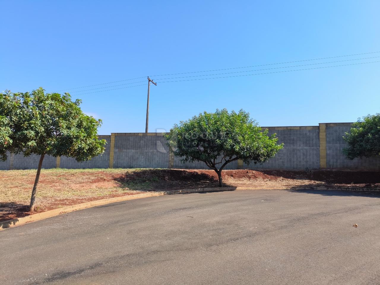 Terreno em condomínio à venda no bairro Residenciais Fazenda Itapema: 