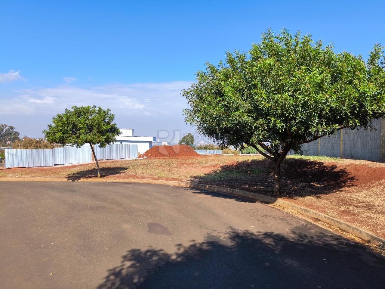 Terreno em condomínio à venda no bairro Residenciais Fazenda Itapema: 