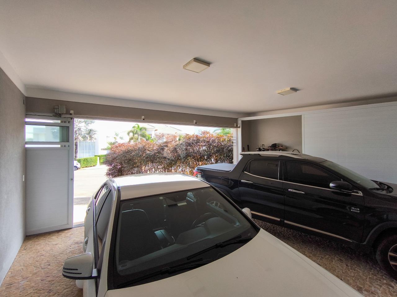 Casa em condomínio à venda no bairro Ville de France: GARAGEM