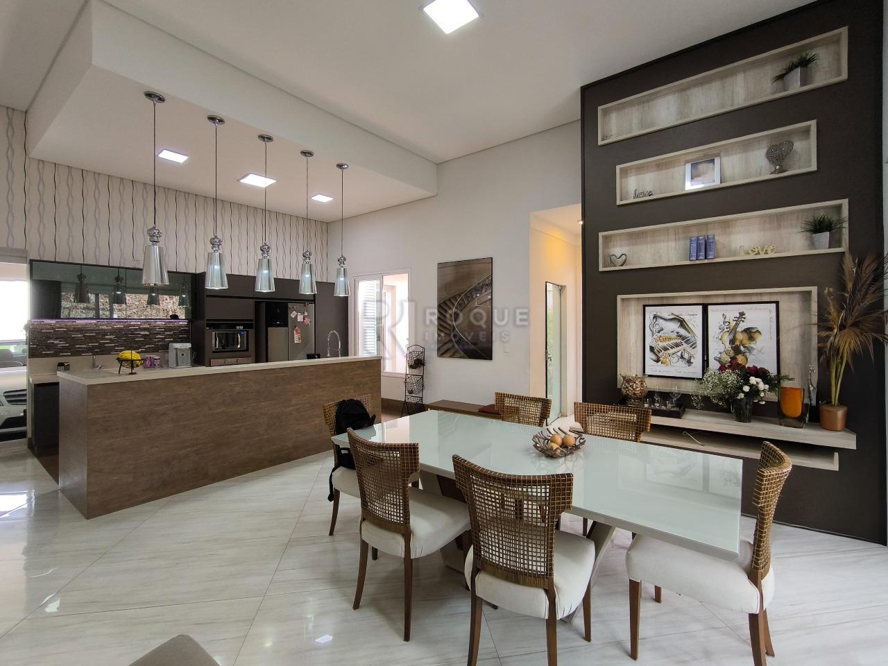 Casa em condomínio à venda no bairro Ville de France: SALA DE JANTAR